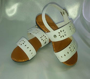 sandalias para niñas color blanco